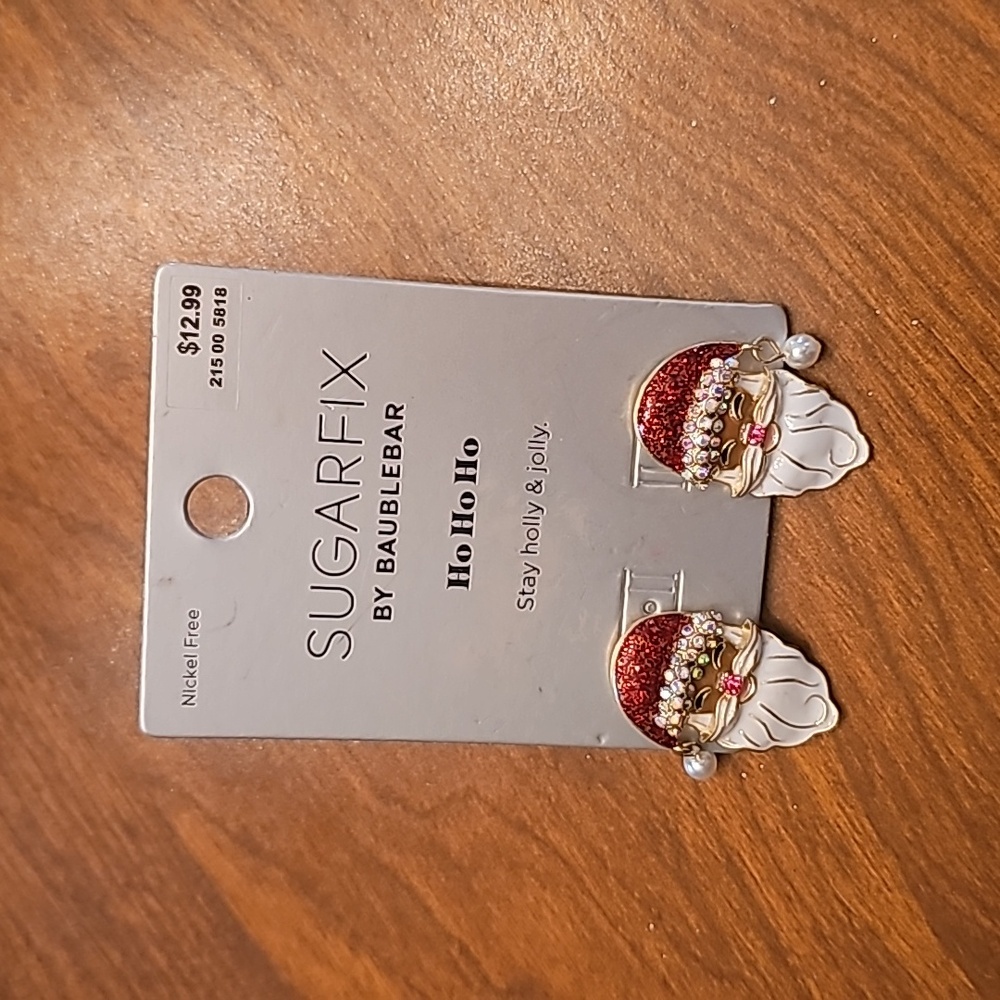 Sugarfix Baublebar Santa earrings Christmas Holiday BNWT prep classic fun novel